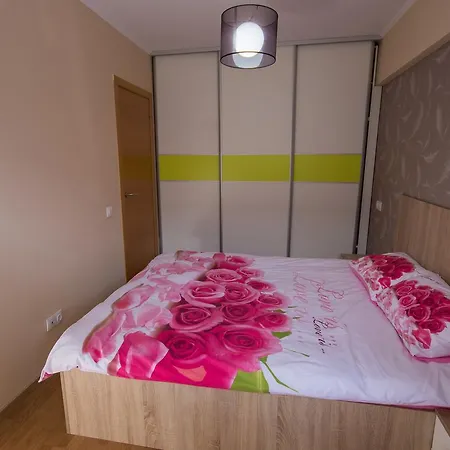 Viva City Apartment *